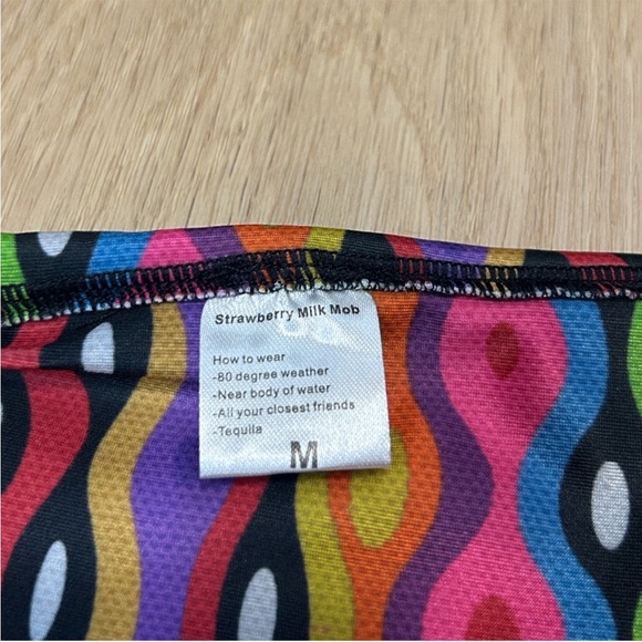 Strawberry Milk Mob Lets The Kids Play Bikini Bottom M - Picture 4 of 5